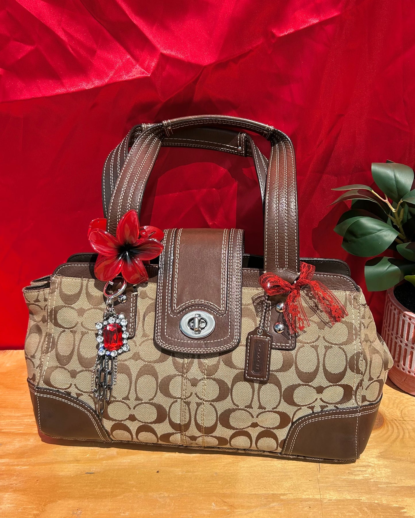 Vintage Coach Hampton Signature Carryall Handbag