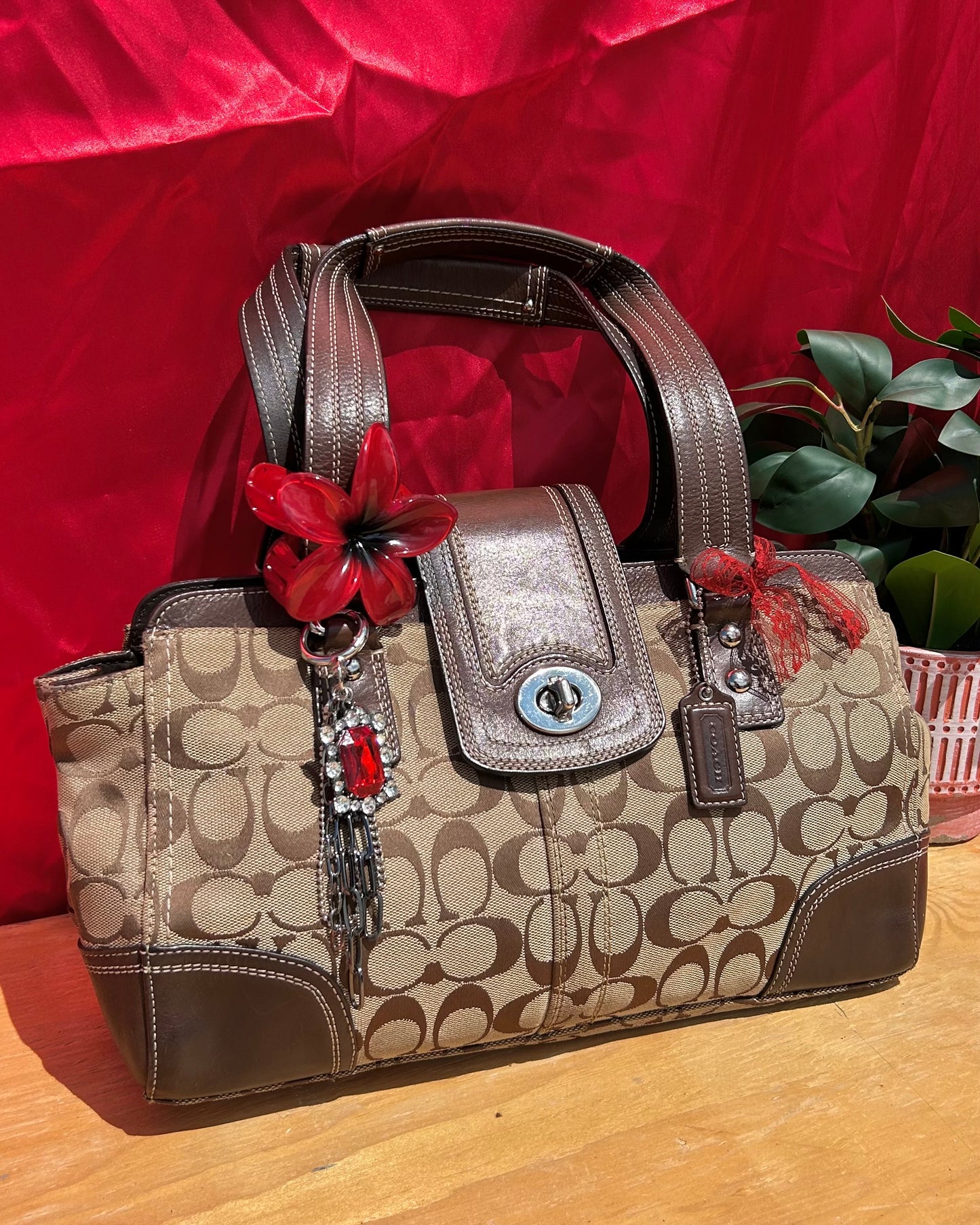 Vintage Coach Hampton Signature Carryall Handbag