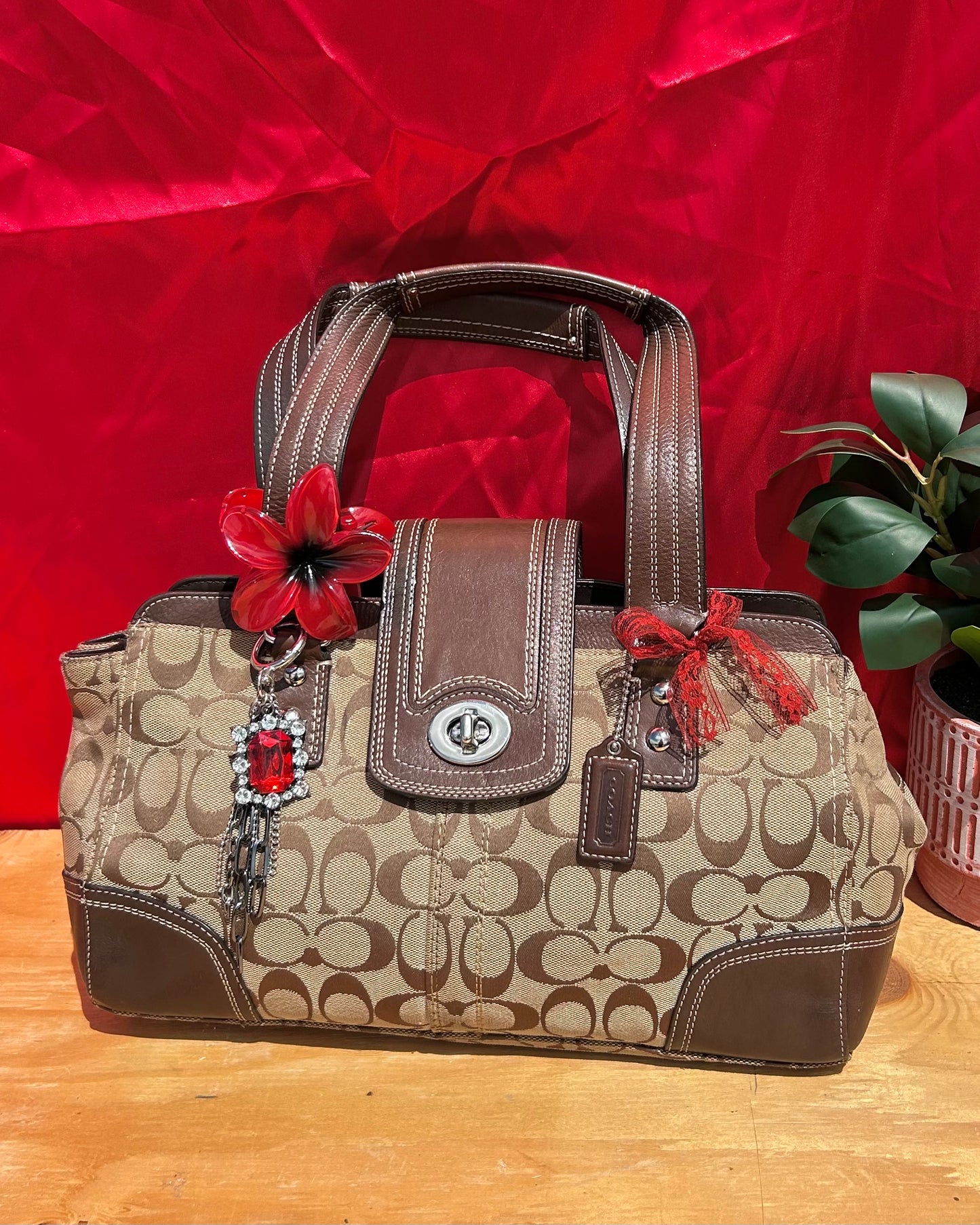 Vintage Coach Hampton Signature Carryall Handbag