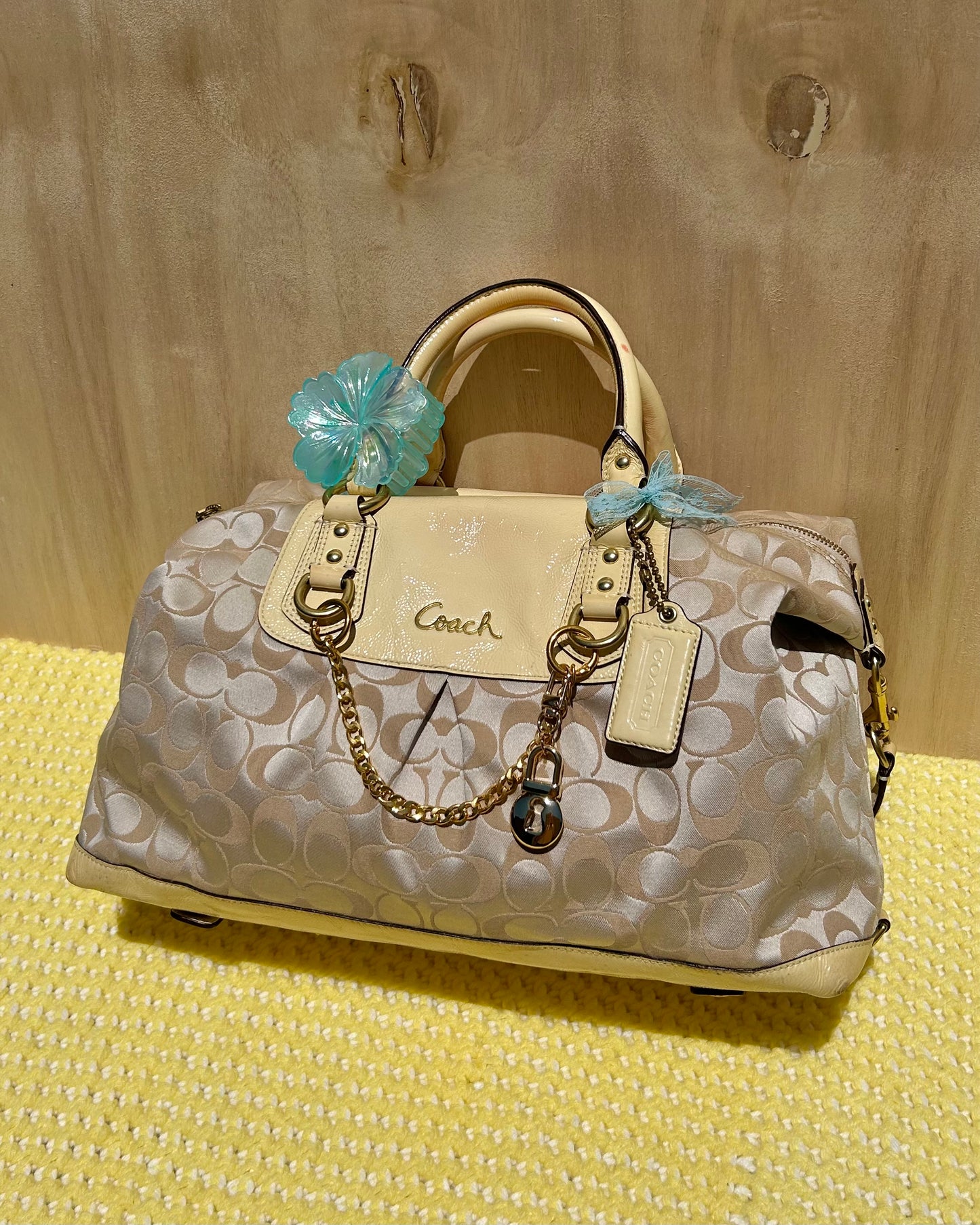 Coach Ashley Monogram Satchel Adjustable Handbag & Shoulder Bag